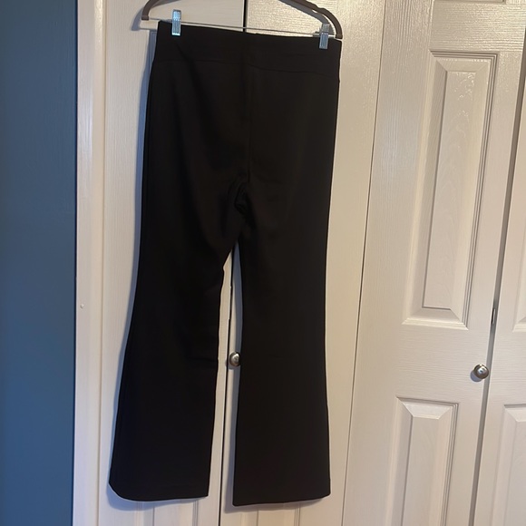 Motherhood Maternity black leggings with belly panel size small - Picture 8 of 10